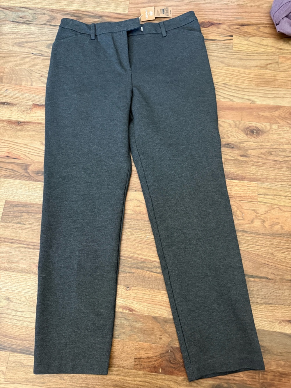 Classic Women's Straight-Leg Dress Pants in Charcoal